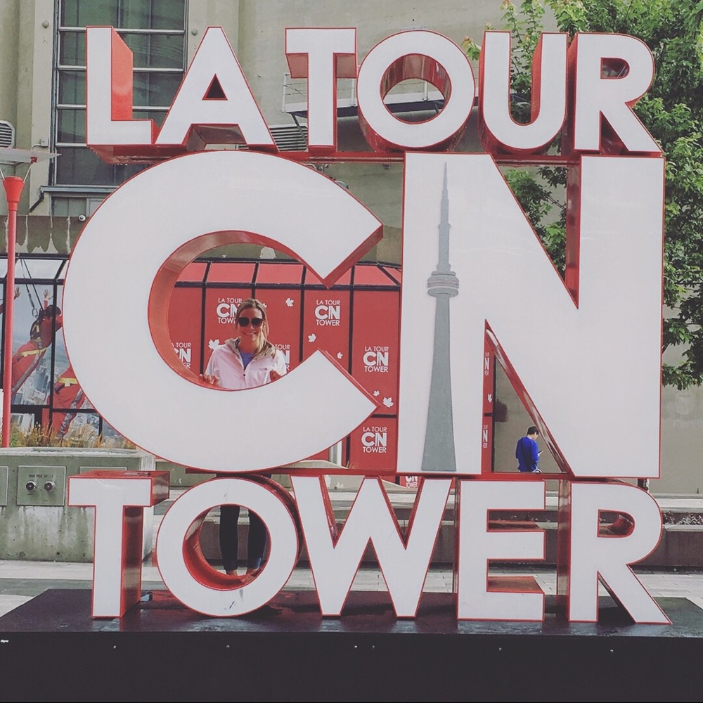 Meet your Posher, Laura